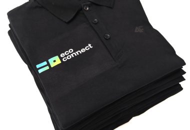 Seria czarnych koszulek polo z logo Eco Connect