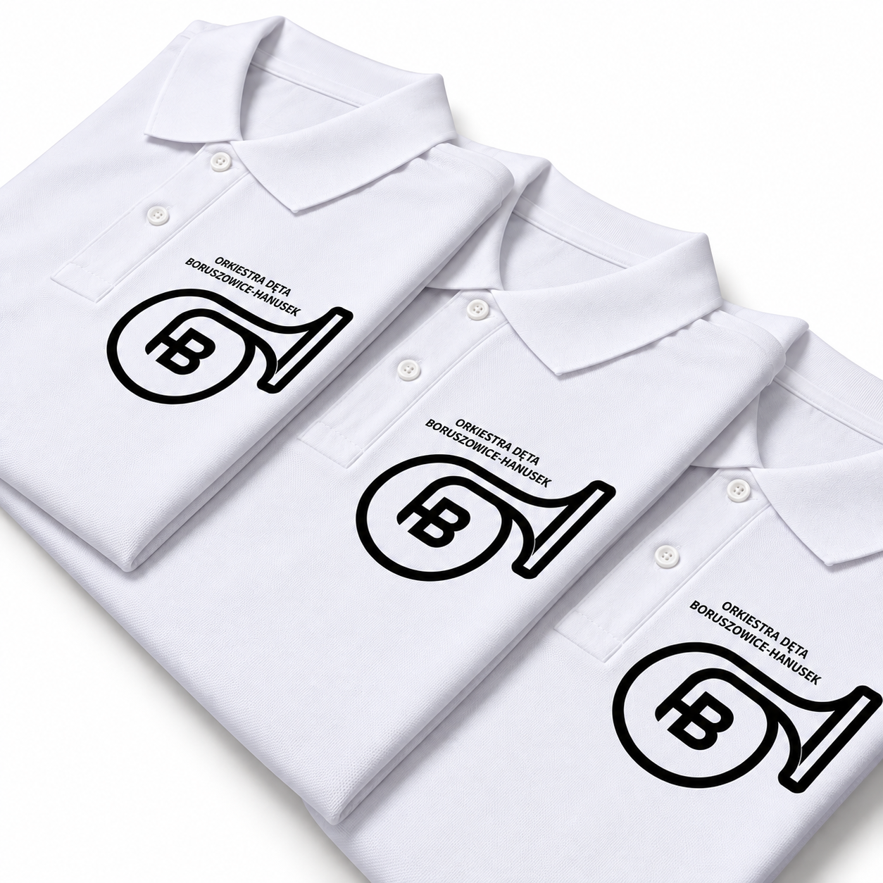 Białe koszulki polo z czarnym logo Orkiestry Dętej Boruszowice-Hanusek – realizacja PrintyTG